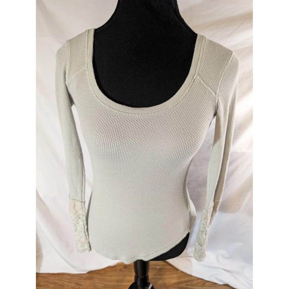 Free People Masquerade Embroidered Cuff Thermal Size XS Beige
